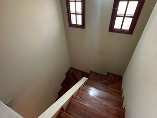 Foto 16 de Casa en venta de 5 dormitorios c/ cochera en La Plata