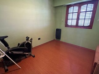 Foto 17 de Casa en venta de 5 dormitorios c/ cochera en La Plata