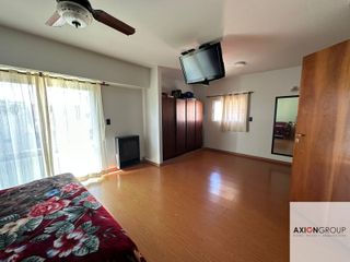 Foto 18 de Casa en venta de 5 dormitorios c/ cochera en La Plata