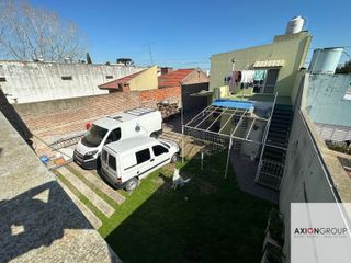 Foto 30 de Casa en venta de 5 dormitorios c/ cochera en La Plata