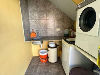 Foto 22 de Casa en venta de 5 dormitorios c/ cochera en La Plata