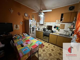 Foto 5 de PH en venta de 3 dormitorios c/ cochera en La Tablada