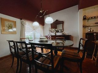 Foto 8 de Muy Buena Casa En Vta De 4d,pileta En Donado 730