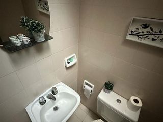 Foto 4 de Casa en venta de 3 dormitorios c/ cochera en Berisso