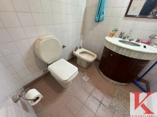Foto 7 de DEPARTAMENTO DE 3 DORMITORIOS CON BAÑO EN SUITE Y BALCON CON ASADOR