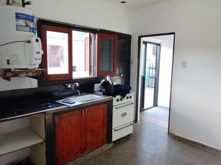 Foto 3 de Casa en venta de 3 dormitorios c/ cochera en Yocsina