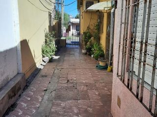 Foto 8 de PH en venta de 1 dormitorio en González Catán