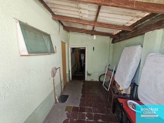 Foto 6 de Casa en venta de 2 dormitorios c/ cochera en Villa Sanchez Elia