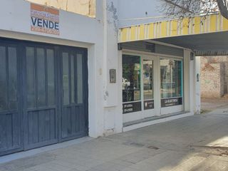 Foto 2 de PH en venta de 4 dormitorios c/ cochera en Cinco Saltos