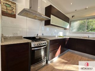 Foto 8 de Chalet en venta de 3 dormitorios con quincho, sobre lote de 2300m2 en La Armonía