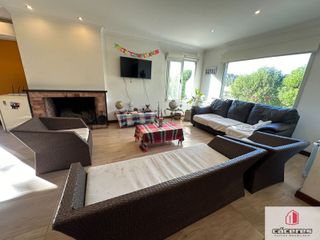 Foto 3 de Chalet en venta de 3 dormitorios con quincho, sobre lote de 2300m2 en La Armonía