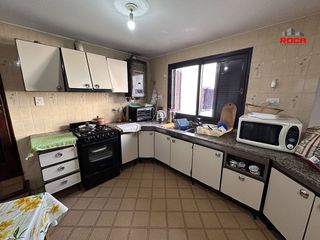 Foto 10 de Casa en venta de 3 dormitorios c/ cochera en Los Perales