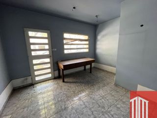 Foto 2 de Casa en venta de 4 dormitorios c/ cochera en Centro