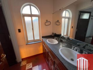 Foto 9 de Casa en venta de 4 dormitorios c/ cochera en Centro