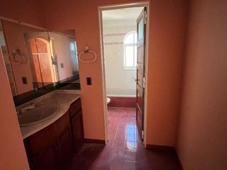 Foto 8 de Casa en venta de 4 dormitorios c/ cochera en Centro