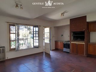 Foto 10 de Casa en venta de 3 dormitorios c/ cochera en Tandil