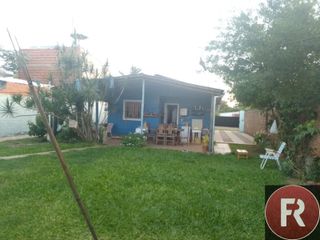 Foto 4 de Casa en venta de 2 dormitorios c/ cochera en Otros Barrios