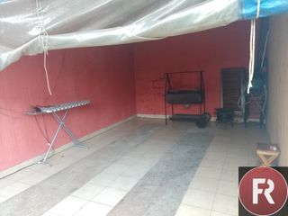 Foto 5 de Casa en venta de 2 dormitorios c/ cochera en Otros Barrios