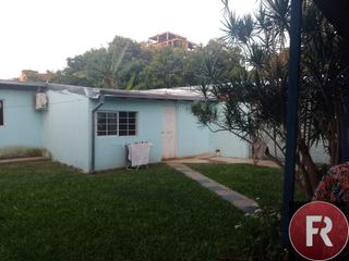 Foto 6 de Casa en venta de 2 dormitorios c/ cochera en Otros Barrios