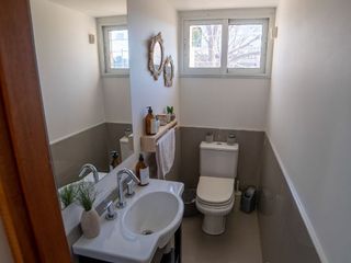 Foto 17 de Casa en venta de 4 dormitorios c/ cochera en Las Acacias