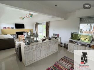 Foto 11 de Casa en venta de 4 dormitorios c/ cochera en Las Acacias