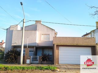 Foto 1 de Casa en venta de 4 dormitorios c/ cochera en Patagonia Norte