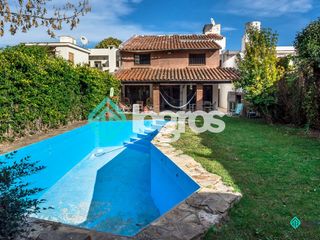 Foto 25 de Casa en venta de 4 dormitorios c/ cochera en Centro