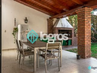 Foto 17 de Casa en venta de 4 dormitorios c/ cochera en Centro