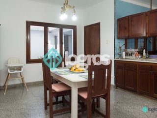 Foto 9 de Casa en venta de 4 dormitorios c/ cochera en Centro