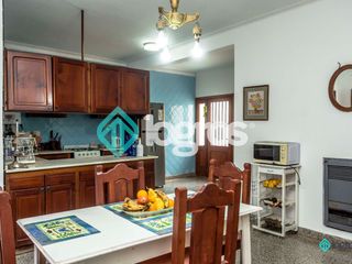 Foto 10 de Casa en venta de 4 dormitorios c/ cochera en Centro