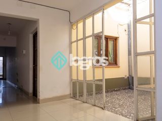 Foto 3 de Casa con local comercial en venta en macrocentro - Salta