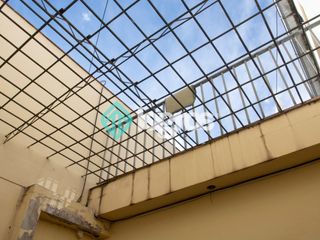 Foto 5 de Casa con local comercial en venta en macrocentro - Salta