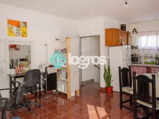Foto 14 de Casa con local comercial en venta en macrocentro - Salta