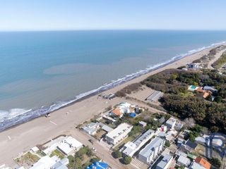 Foto 4 de Dúplex en venta de 2 dormitorios c/ cochera en Monte Hermoso