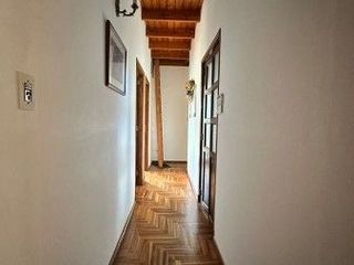 Foto 12 de Chalet en venta de 3 dormitorios c/ cochera en Barrio La Florida