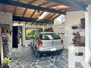 Foto 21 de Chalet en venta de 3 dormitorios c/ cochera en Barrio La Florida