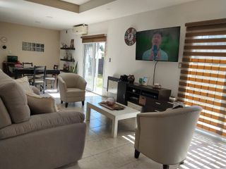 Foto 16 de Casa en venta de 4 dormitorios c/ cochera en Rama Caída