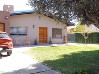 Foto 3 de Casa en venta de 4 dormitorios c/ cochera en Rama Caída