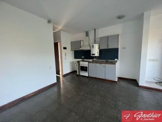 Foto 8 de Departamento en alquiler en Campana MONOAMBIENTE CENTRO