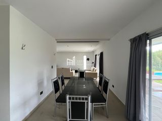 Foto 6 de Casa en venta de 4 dormitorios c/ cochera en Haras Santa María