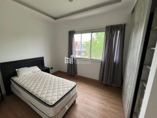 Foto 9 de Casa en venta de 4 dormitorios c/ cochera en Haras Santa María