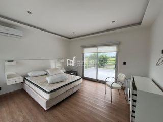 Foto 11 de Casa en venta de 4 dormitorios c/ cochera en Haras Santa María