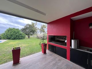 Foto 13 de Casa en venta de 4 dormitorios c/ cochera en Haras Santa María