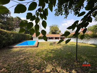 Foto 26 de Hermosa Casa en Venta en Barrio Los Perales
