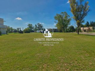 Foto 15 de Oportunidad, Unico Lote fondo verde y vista a la laguna, Casuarinas del Pilar.