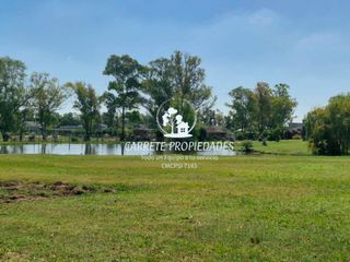 Foto 5 de Oportunidad, Unico Lote fondo verde y vista a la laguna, Casuarinas del Pilar.