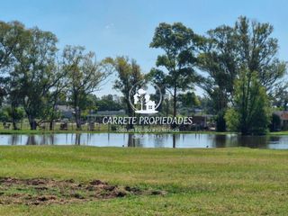 Foto 1 de Oportunidad, Unico Lote fondo verde y vista a la laguna, Casuarinas del Pilar.