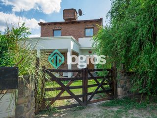 Foto 3 de Casa en venta  en Barrio Privado Los Olmos - Salta
