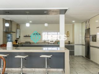 Foto 9 de Casa en venta de 3 dormitorios en Vía Aurelia, Salta