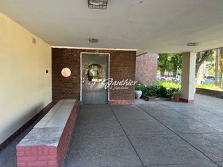 Foto 5 de Departamento en alquiler de 3 dormitorios c/ cochera en Campana